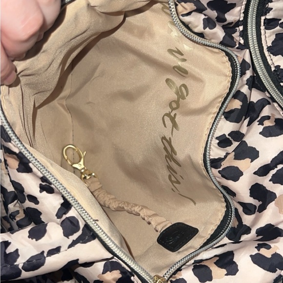 Itzy Ritzy Cheetah Dream Weekend Travel Bag - Picture 4 of 4